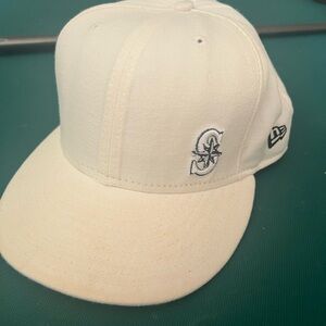 New Era Men's White Seattle Mariners Fitted Cap and black and tan fitted hat